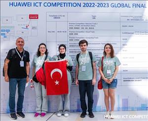 Yalova Üniversitesi Öğrencilerinin Dünya Finali Başarısı